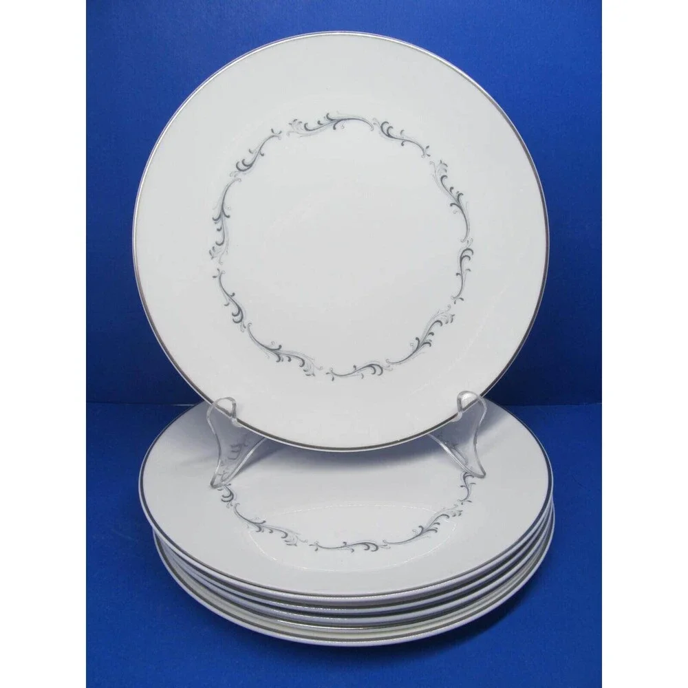 Royal Doulton Coronet 6 Salad Luncheon Plates 8 1/4